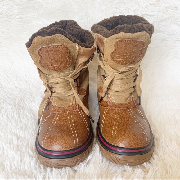 lace up boots canada